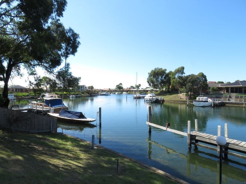 7A Sheerwater Terrace, Paynesville VIC 3880