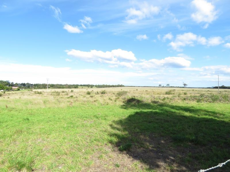 18 Crown Ridge Avenue, Newlands Arm VIC 3875