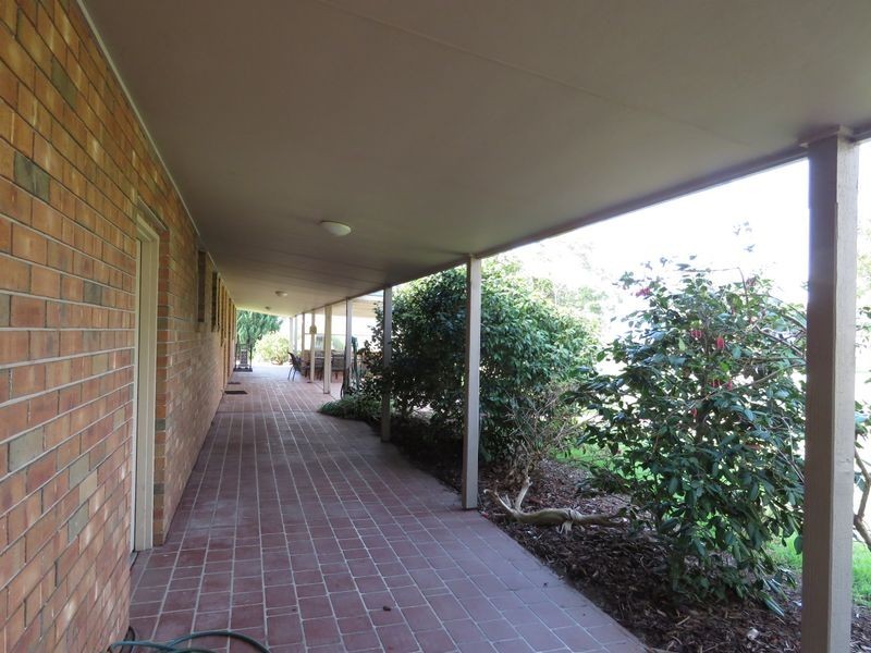 27 Simpson Drive, Newlands Arm VIC 3875