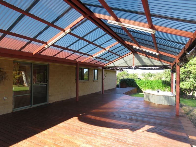 9 Lake Fair Rise, Newlands Arm VIC 3875