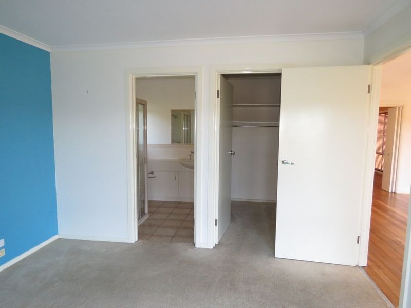 9 Lake Fair Rise, Newlands Arm VIC 3875