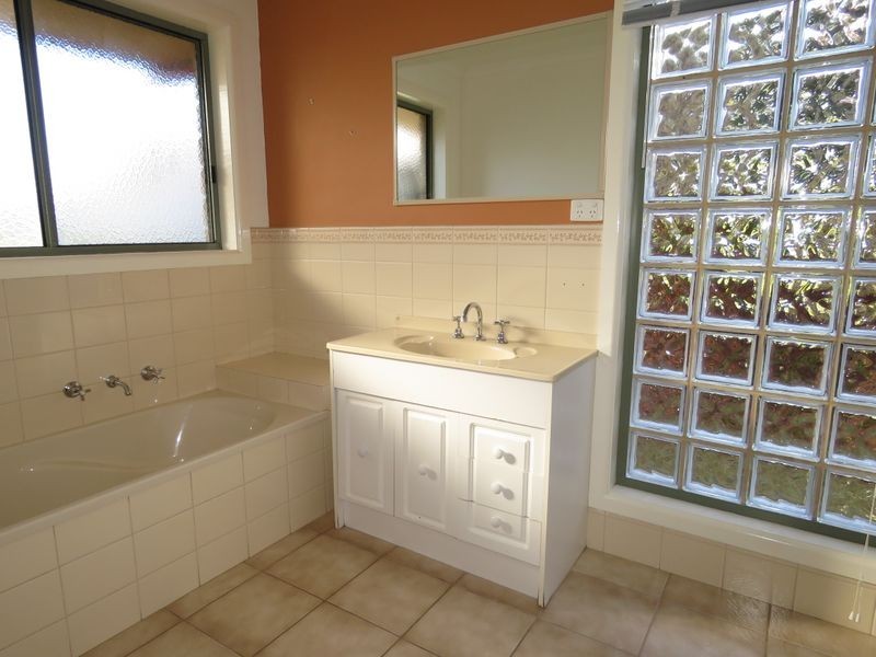 9 Lake Fair Rise, Newlands Arm VIC 3875