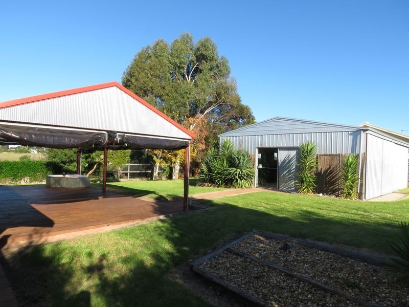 9 Lake Fair Rise, Newlands Arm VIC 3875