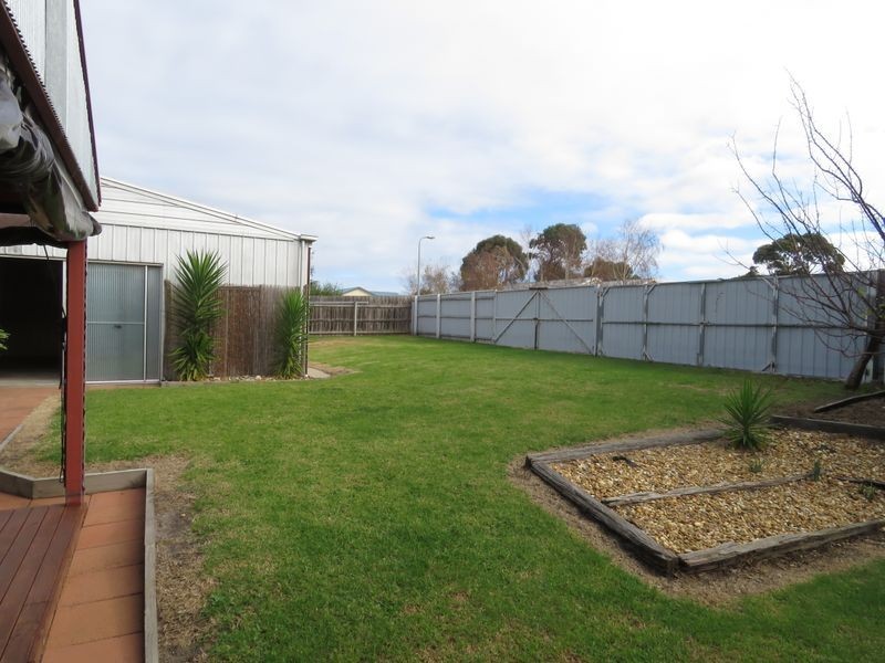 9 Lake Fair Rise, Newlands Arm VIC 3875