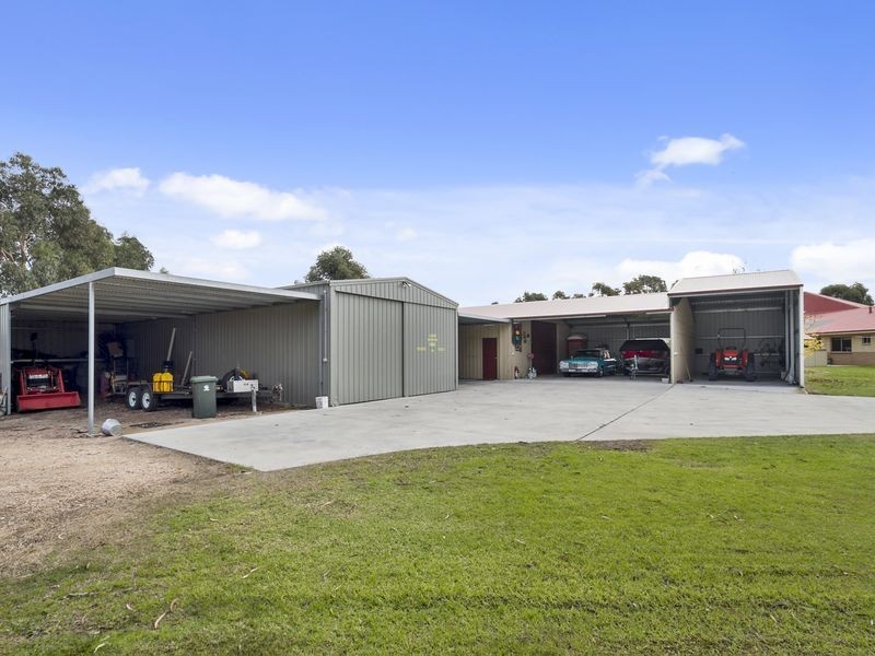 45 Boyd Court, Eagle Point VIC 3878