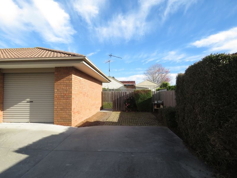 2/29 Main Road, Paynesville VIC 3880