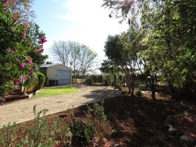 9 Acrux Drive, Newlands Arm VIC 3875