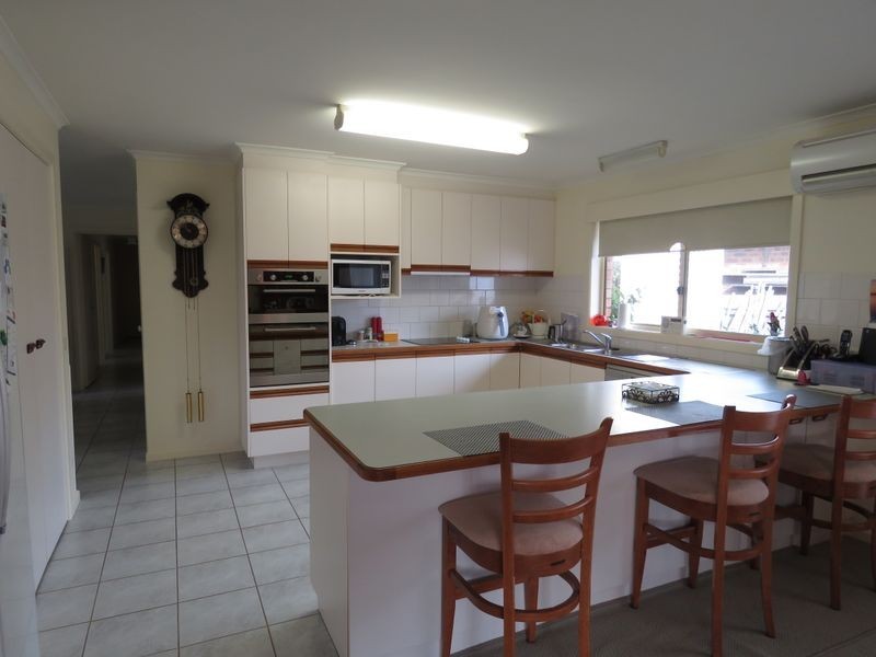 8 Callistemon Court, Paynesville VIC 3880