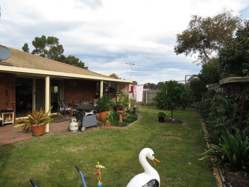 8 Callistemon Court, Paynesville VIC 3880
