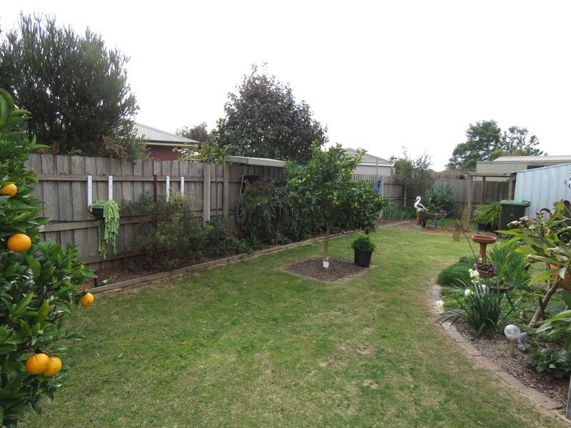 8 Callistemon Court, Paynesville VIC 3880