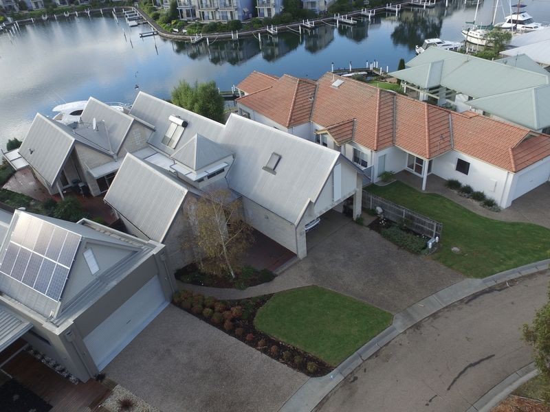 9 Waterloo Court, Paynesville VIC 3880