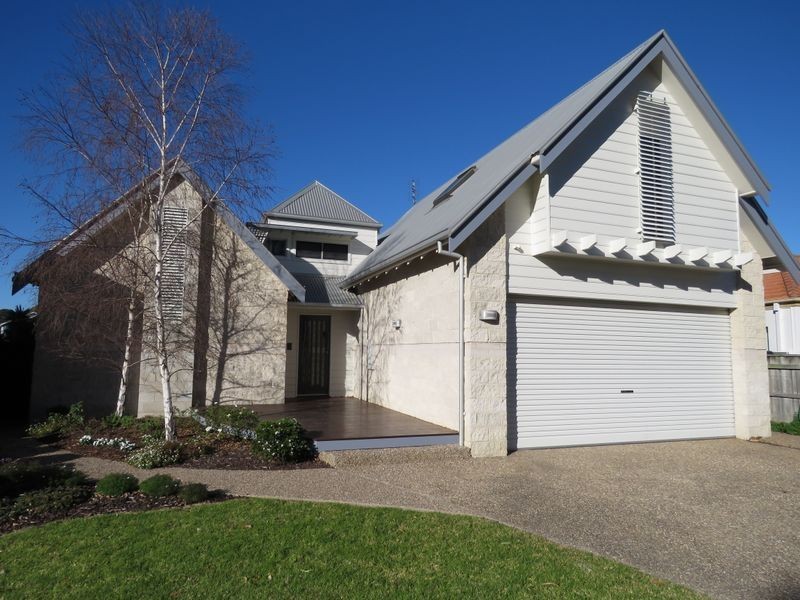 9 Waterloo Court, Paynesville VIC 3880