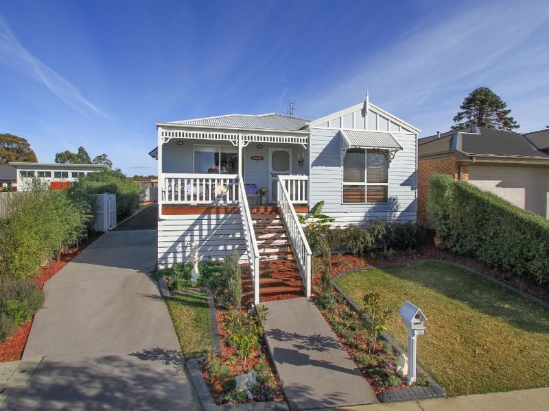 5 Magnetic Retreat, Paynesville VIC 3880