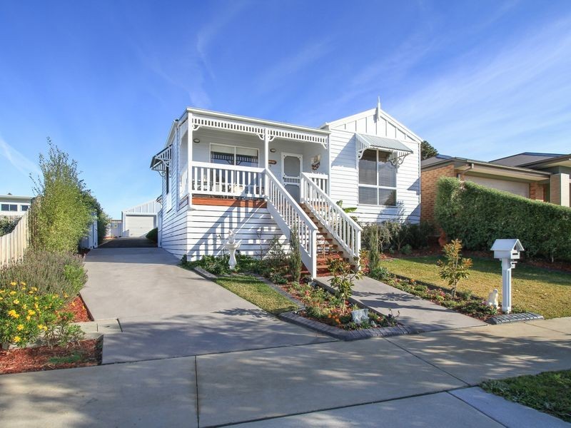 5 Magnetic Retreat, Paynesville VIC 3880