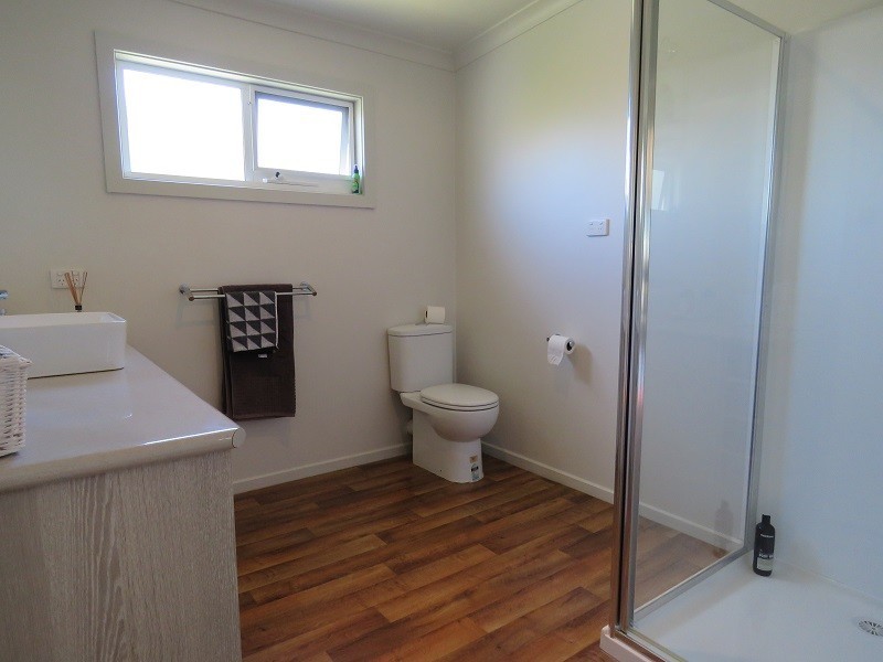 5 Marina Drive, Paynesville VIC 3880