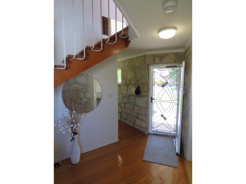 5 Marina Drive, Paynesville VIC 3880