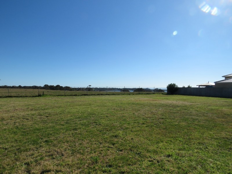 4 (Lot 83) Basstian Court, Eagle Point VIC 3878