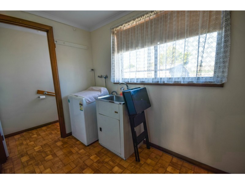 Unit 3/2 Canal Road, Paynesville VIC 3880