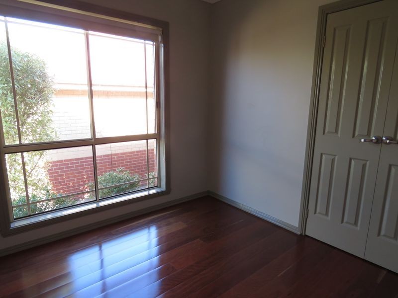 2/22 Schooner Terrace, Paynesville VIC 3880