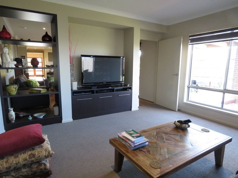 24 The Crescent, Eagle Point VIC 3878