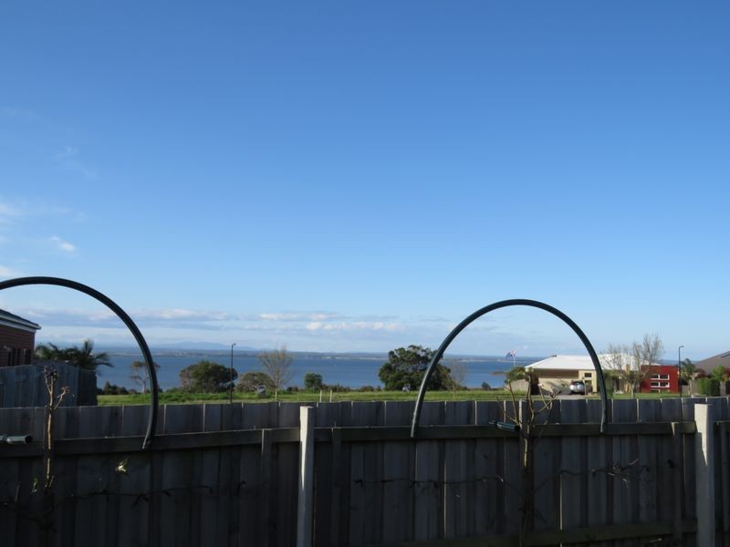 24 The Crescent, Eagle Point VIC 3878