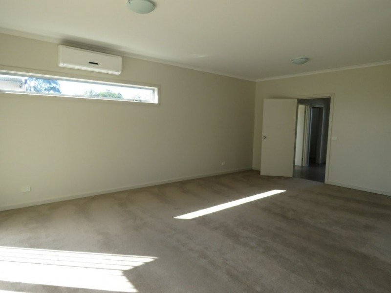 House 1/157 Bay Road, Eagle Point VIC 3878