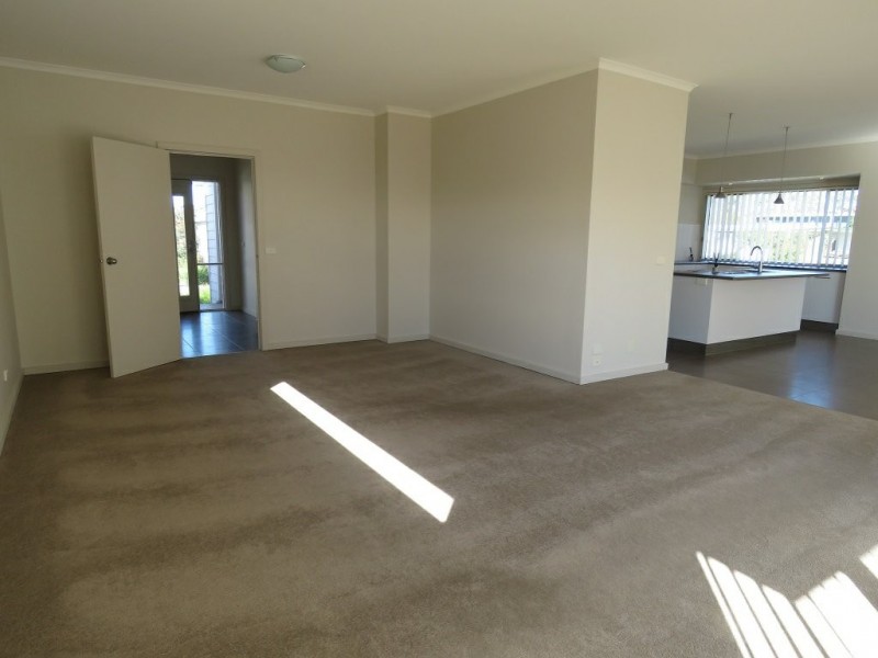 House 1/157 Bay Road, Eagle Point VIC 3878