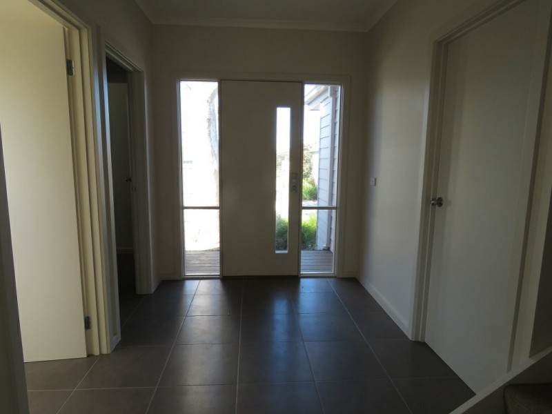 House 1/157 Bay Road, Eagle Point VIC 3878