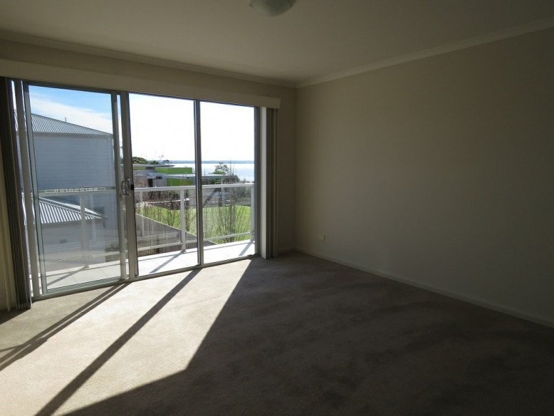 House 1/157 Bay Road, Eagle Point VIC 3878