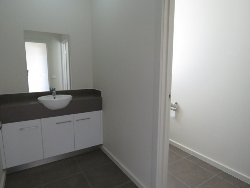 House 1/157 Bay Road, Eagle Point VIC 3878