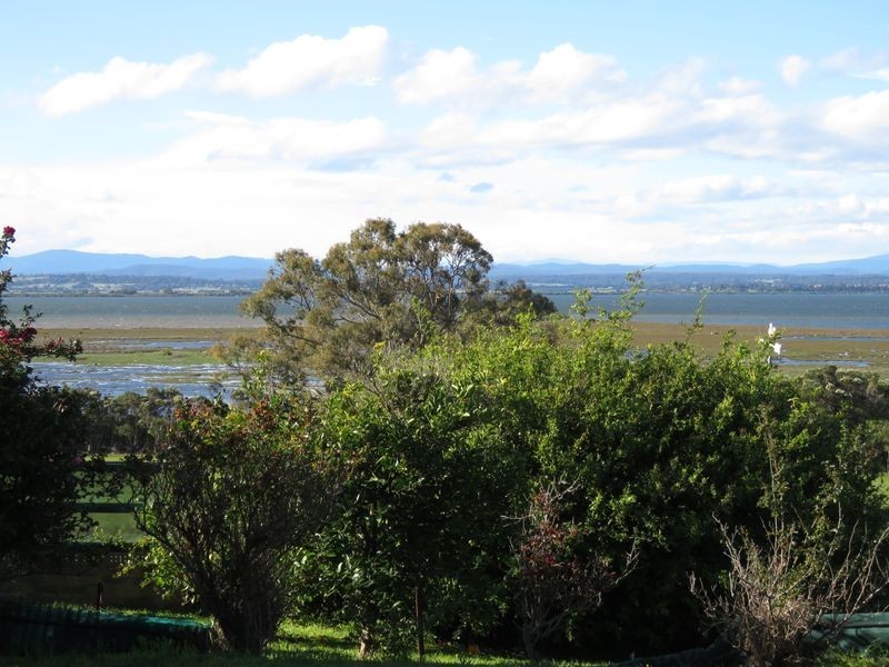 18 Fullarton Drive, Paynesville VIC 3880