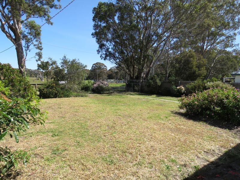 97 Bay Road, Eagle Point VIC 3878