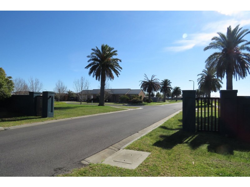 7,8,12,13 Caddie Court, Eagle Point VIC 3878