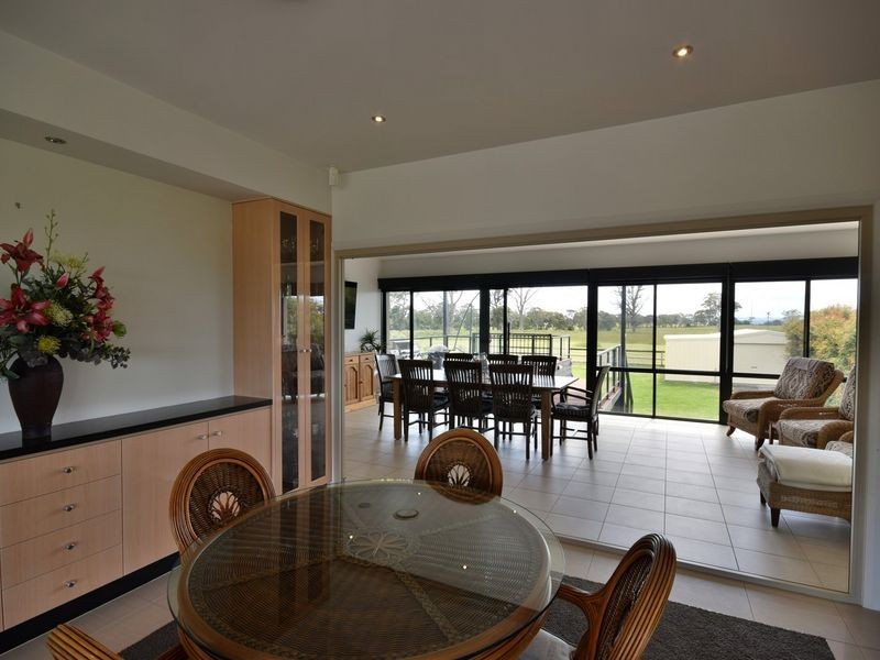 182 Newlands Drive, Paynesville VIC 3880