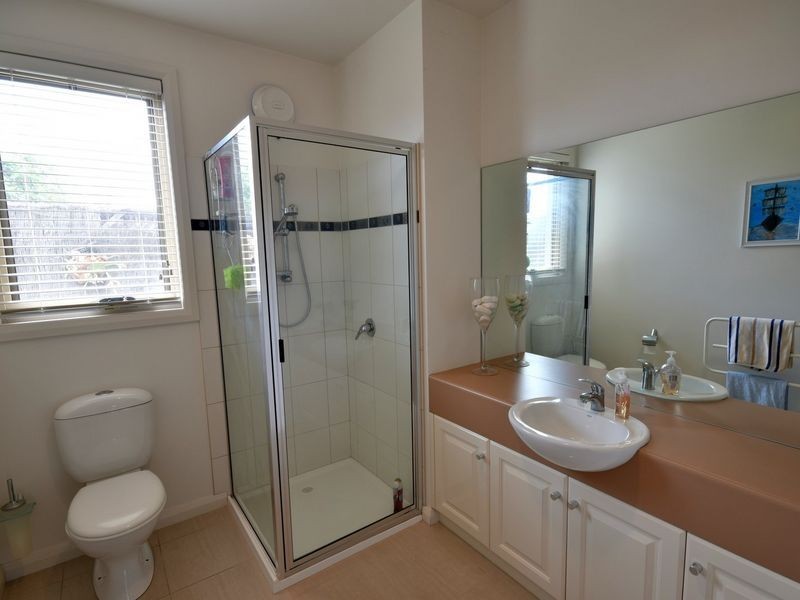 182 Newlands Drive, Paynesville VIC 3880