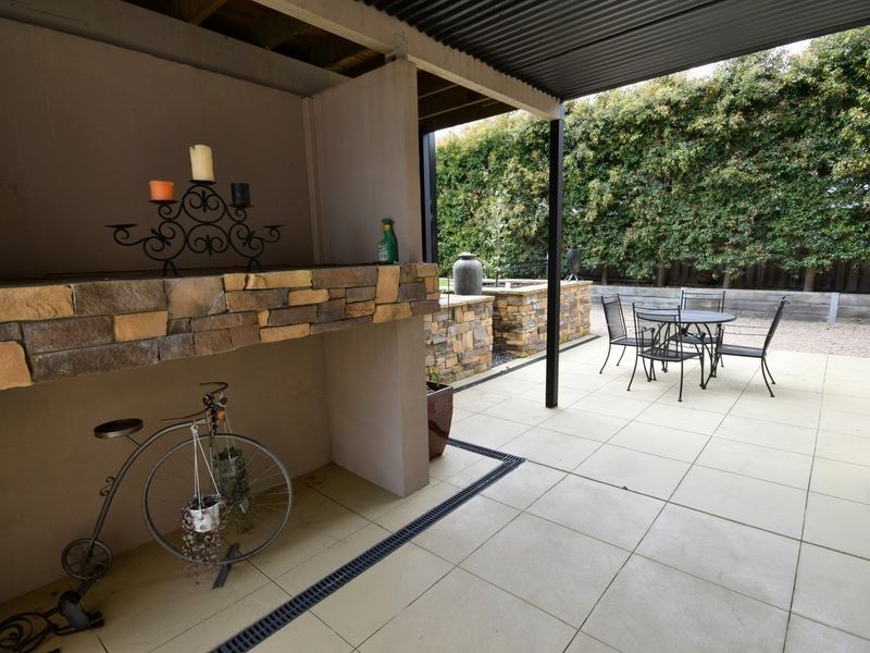 182 Newlands Drive, Paynesville VIC 3880