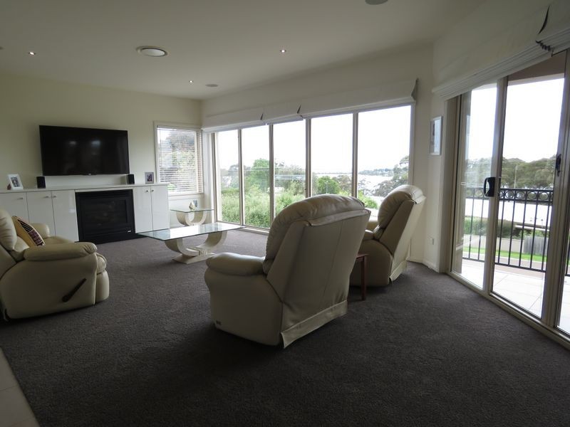 182 Newlands Drive, Paynesville VIC 3880