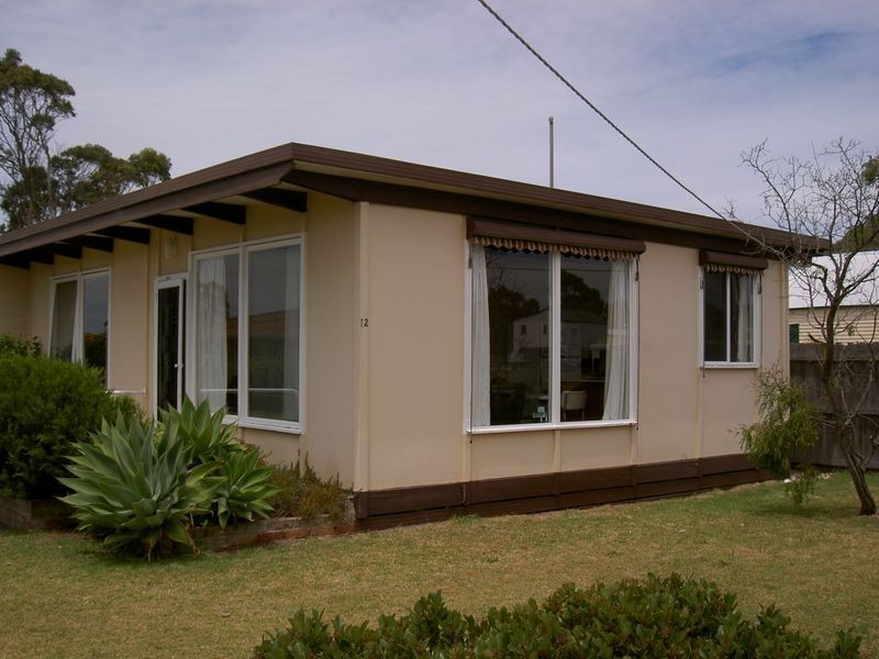1/12 Wellington Street, Paynesville VIC 3880