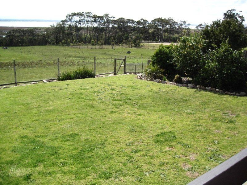 14 Fullarton Drive, Paynesville VIC 3880