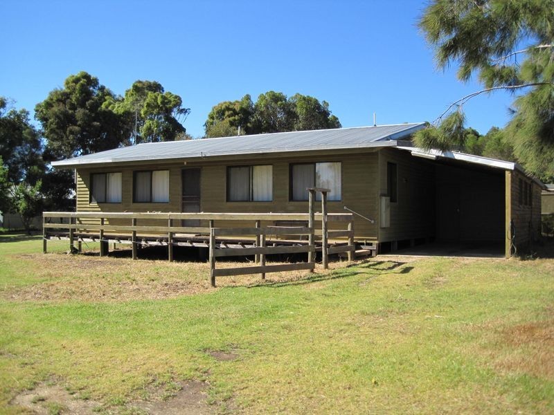 14 Colony Club Circuit, Newlands Arm VIC 3875