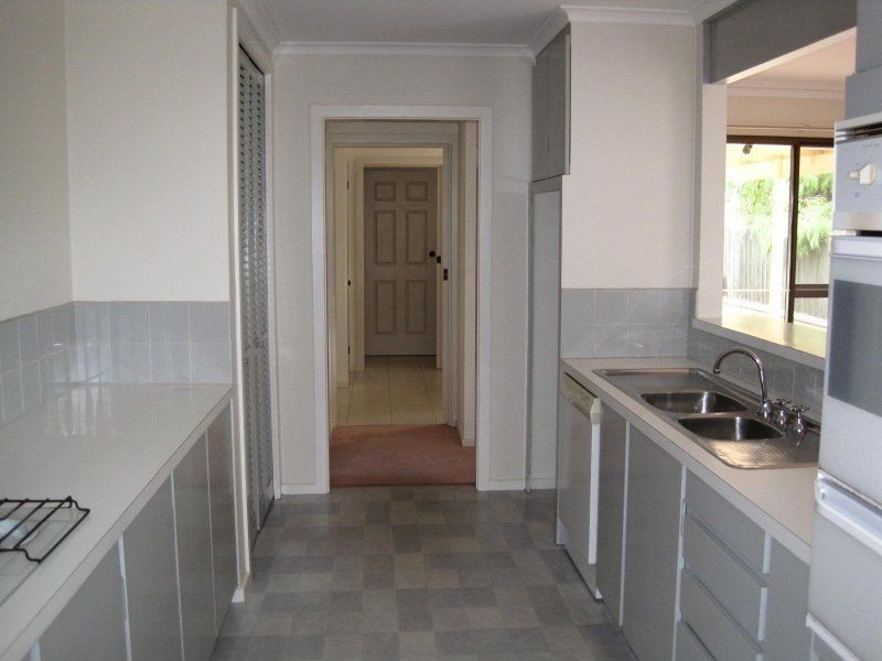 15 Reynolds Street, Paynesville VIC 3880