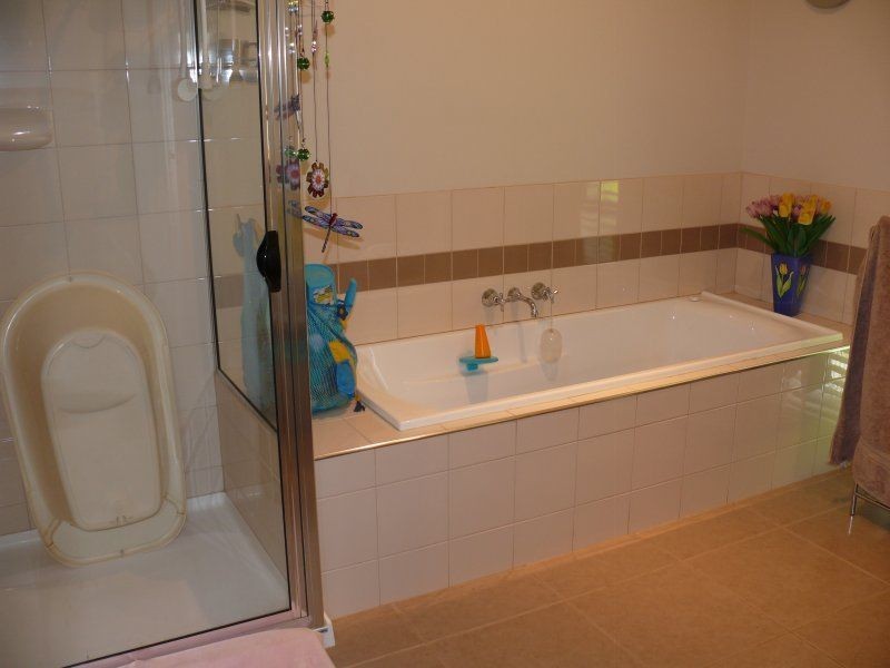 70 Twelfth Avenue, Raymond Island VIC 3880