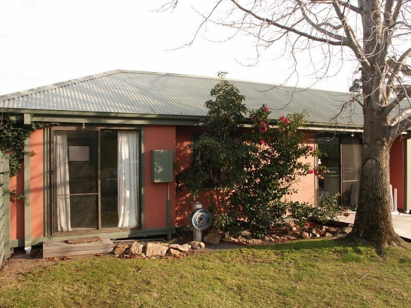 8/19 Toonalook Parade, Paynesville VIC 3880