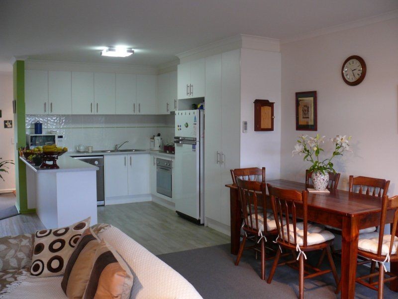 2/119 Langford Parade, Paynesville VIC 3880