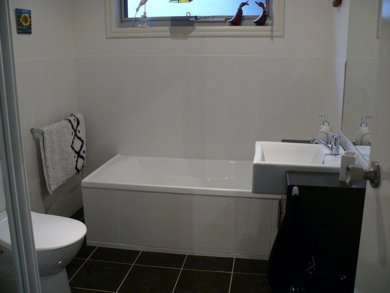 2/119 Langford Parade, Paynesville VIC 3880