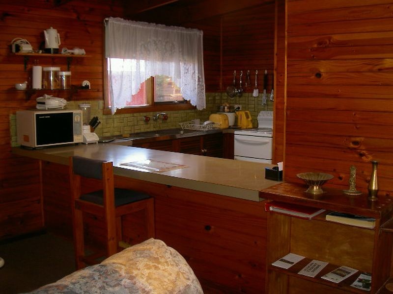 4 Bungaree Avenue, Paynesville VIC 3880