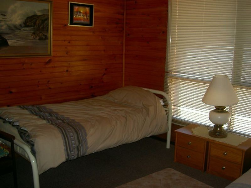 4 Bungaree Avenue, Paynesville VIC 3880