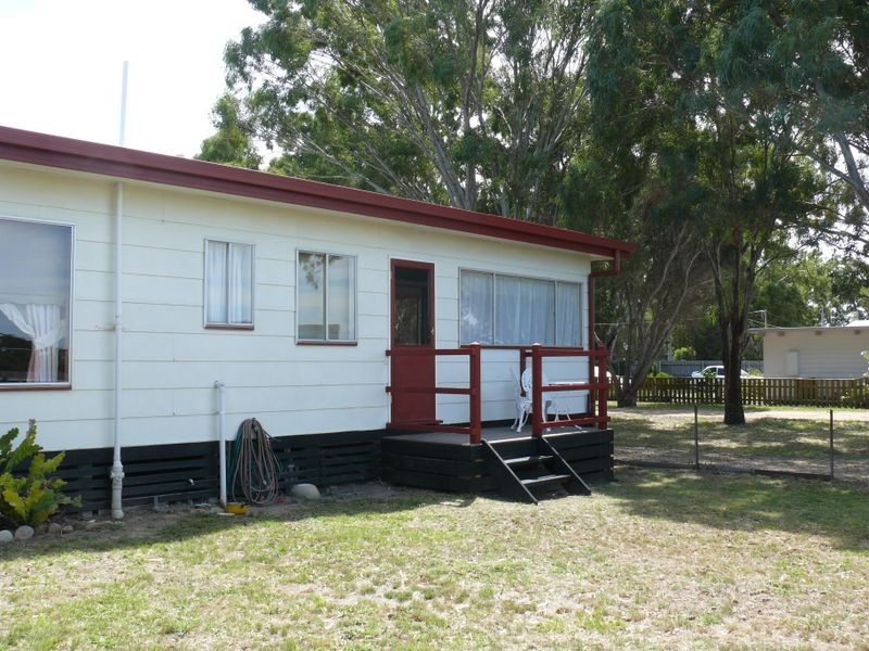 101 Bay Road, Eagle Point VIC 3878