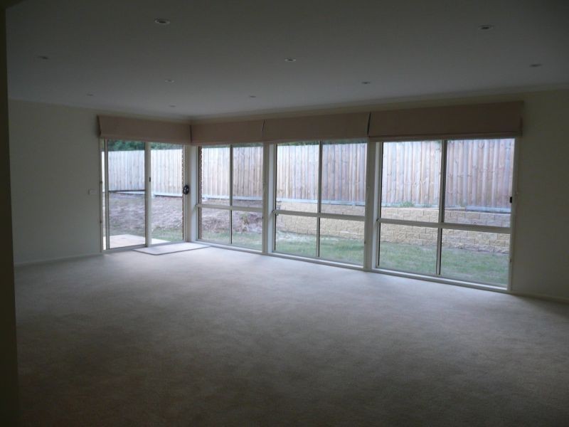 24 Schooner Terrace, Paynesville VIC 3880