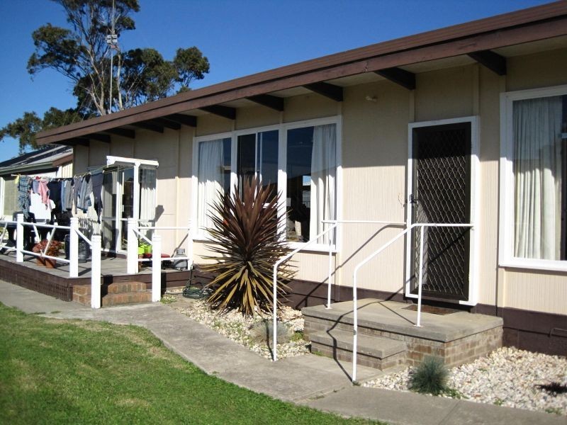 2/12 Wellington Street, Paynesville VIC 3880